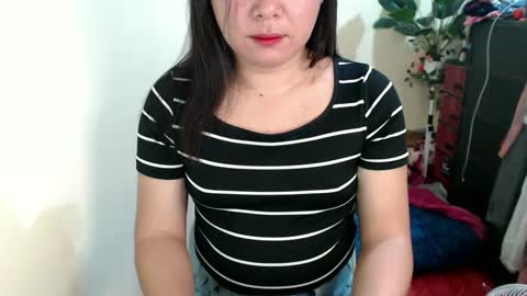 Snapshot of sweet_kendallxxxx chatting on 02.25.25 Nicahhh online show from 02.25.25