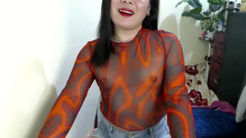 Snapshot of sweet_kendallxxxx chatting on 03.04.25 Nicahhh online show from 03.04.25