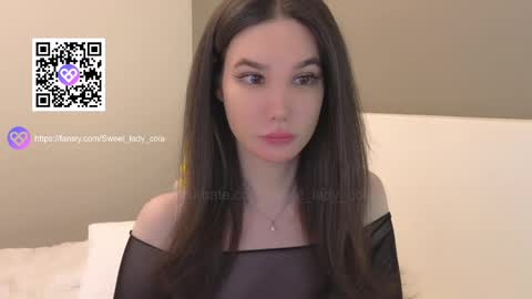 Snapshot of sweet_lady_cola chatting on 02.14.25 Ko online show from 02.14.25