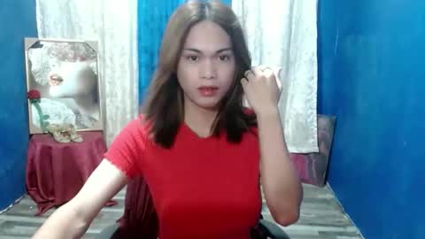 Snapshot of sweet_like_angel143 chatting on 05.30.26 angie online show from 05.30.26