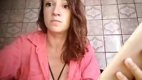 Snapshot of sweet_lilgirl_x chatting on 07.19.26 Anna online show from 07.19.26