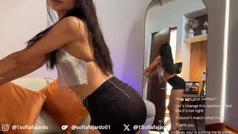 Snapshot of sweet_littleee chatting on 05.03.26 free private online show from 05.03.26