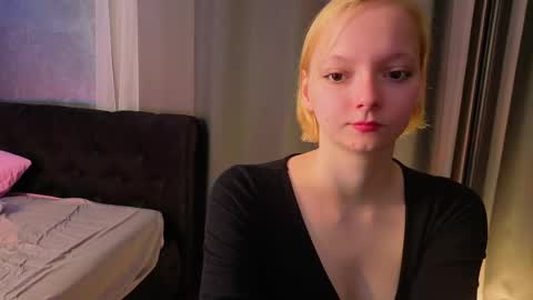 Snapshot of sweet_lynx chatting on 04.20.26 Lana online show from 04.20.26