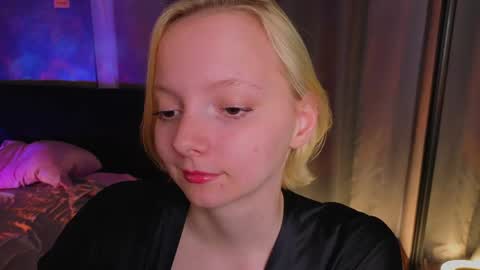 Snapshot of sweet_lynx chatting on 05.23.26 Lana online show from 05.23.26