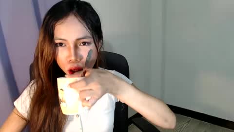 Snapshot of sweet_maleia69 chatting on 02.06.25 Maleia online show from 02.06.25