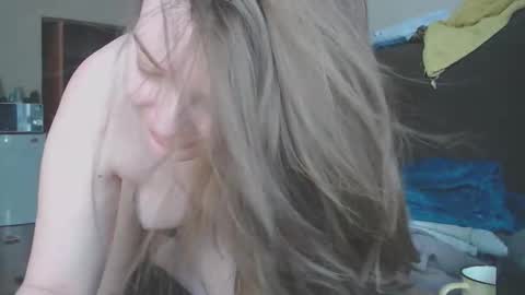 Snapshot of sweet_martinique chatting on 04.17.26 TexasPAWG101 online show from 04.17.26