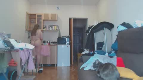 Snapshot of sweet_martinique chatting on 04.22.26 TexasPAWG101 online show from 04.22.26