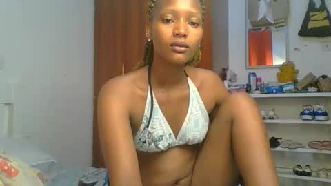 Snapshot of sweet_melod chatting on 04.20.26 Linda online show from 04.20.26