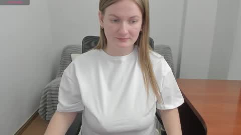 Mila online show from 02.04.26