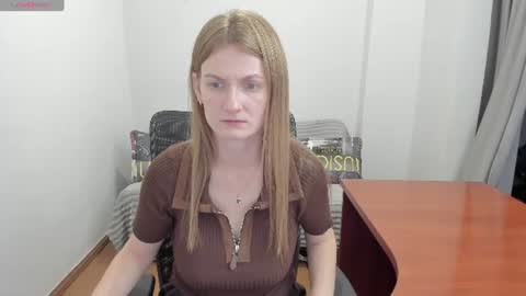 Snapshot of sweet_melody_of_ur_heart chatting on 07.09.26 Mila online show from 07.09.26