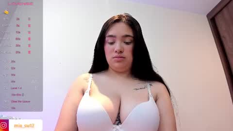 Mia Johns online show from 07.28.26