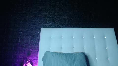 Snapshot of sweet_moniicaa chatting on 05.17.26 Monica online show from 05.17.26