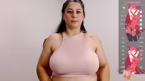 Snapshot of sweet_monsalve34 chatting on 05.05.26 MONSALVE online show from 05.05.26