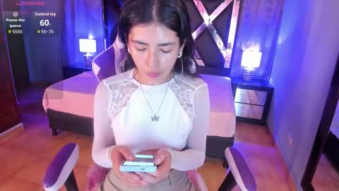 Snapshot of sweet_musee chatting on 10.20.25 Sweet musee online show from 10.20.25