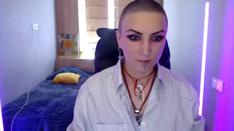 sweet_n_strong online show from 04.17.26