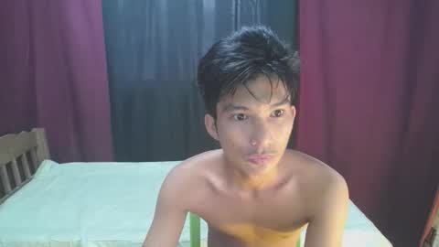 Snapshot of sweet_neth chatting on 05.29.26 KENNETH online show from 05.29.26