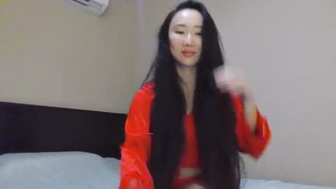 Sweet AsianPina online show from 06.24.26