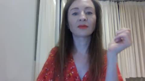 Snapshot of sweet_poeme chatting on 06.07.26 sweet_poeme online show from 06.07.26