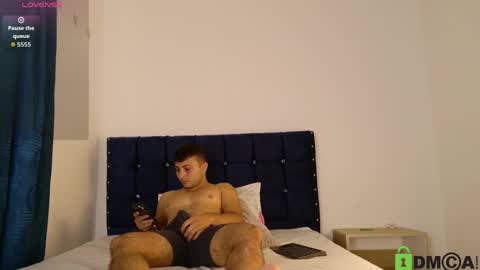 Snapshot of sweet_poisonx chatting on 05.17.26 sweet_poisonx online show from 05.17.26