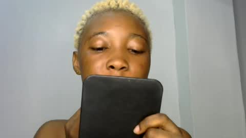 Snapshot of sweet_pussy04 chatting on 06.16.26 sweet girl online show from 06.16.26