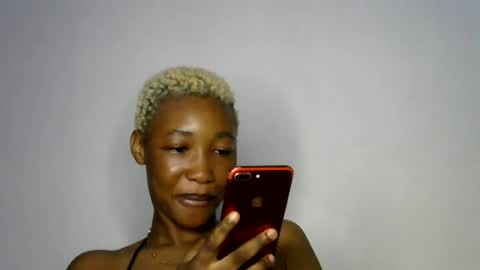 Snapshot of sweet_pussy04 chatting on 06.26.26 sweet girl online show from 06.26.26