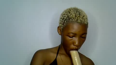 Snapshot of sweet_pussy04 chatting on 06.27.26 sweet girl online show from 06.27.26