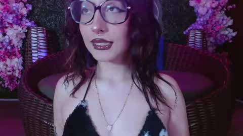 Roxanee online show from 08.04.26