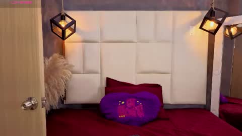 Snapshot of sweet_sam_lady chatting on 07.28.26 sweet_sam_lady online show from 07.28.26