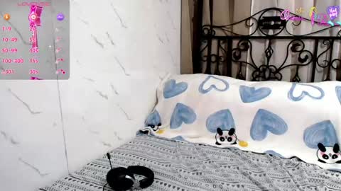 Snapshot of sweet_sirenxx chatting on 04.21.26 Leah online show from 04.21.26