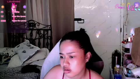 Snapshot of sweet_sirenxx chatting on 05.06.26 Leah online show from 05.06.26