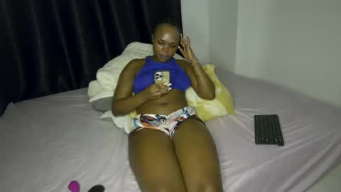 Snapshot of sweet_spoon chatting on 02.24.26 Nina online show from 02.24.26