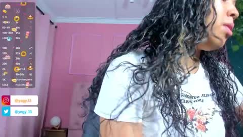 Snapshot of sweet_starxx chatting on 05.27.26 Yeileen online show from 05.27.26