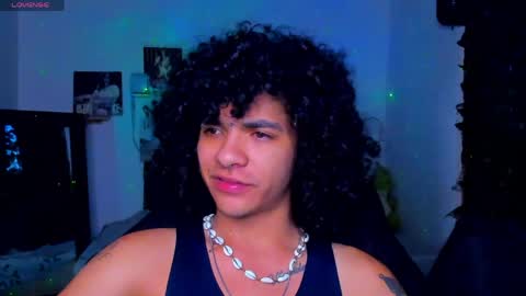 Steven independent model online show from 05.20.26