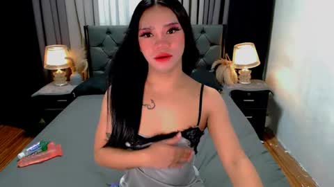 bea takashi  online show from 06.17.26