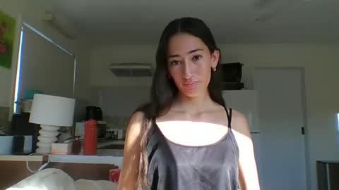Amelia online show from 05.10.26