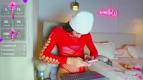 Andrea Cheryl GiLandreagil80 In Instagram online show from 03.06.25