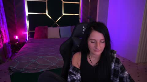 Arina online show from 12.17.24