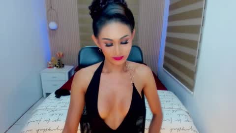 Snapshot of sweetasianlovemarie chatting on 10.08.25 BEA sweetgirl online show from 10.08.25
