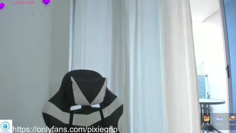 SweetAura0 0  online show from 06.15.26