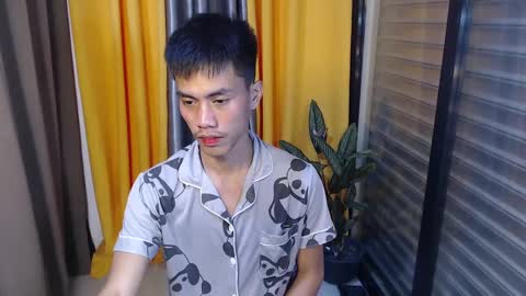 Snapshot of sweetbigcockz chatting on 02.12.25 sweetbigcockz online show from 02.12.25