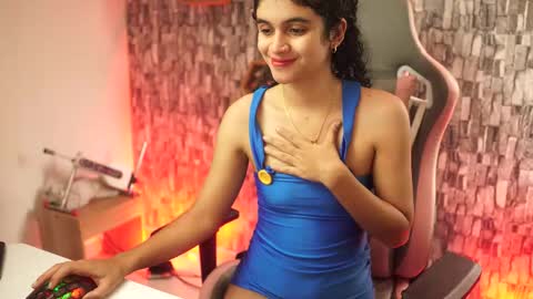 Salom independent model online show from 03.21.26