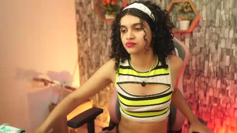 Salom independent model online show from 07.24.26