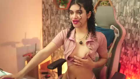 Salom independent model online show from 07.27.26