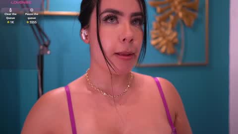 Snapshot of sweetbrenda_ chatting on 03.11.25 Brenda online show from 03.11.25