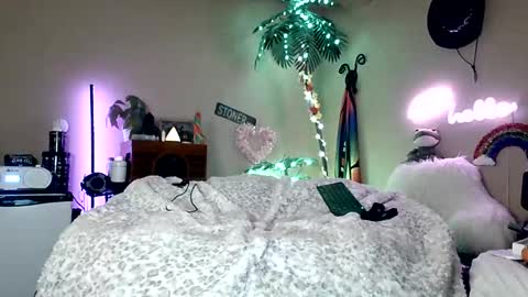 Snapshot of sweetcarimilla83 chatting on 01.18.26 Jillian online show from 01.18.26