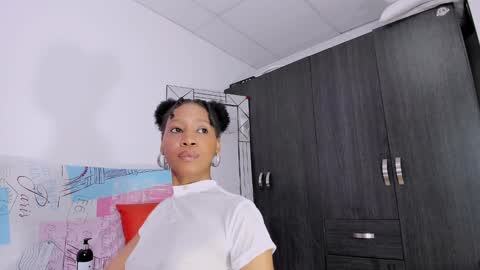 Tell me Salome  online show from 12.05.24