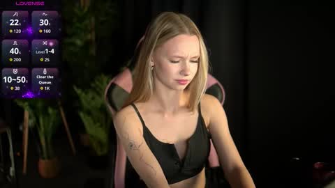 Lina online show from 03.27.26