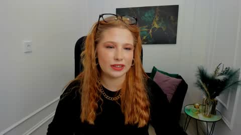 Snapshot of sweetdaylight chatting on 05.03.26 sweetdaylight online show from 05.03.26