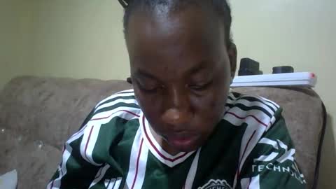 sweetdiva2012 online show from 04.26.26