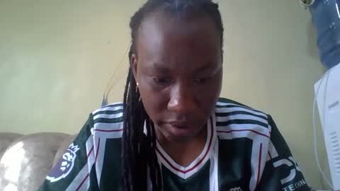 sweetdiva2012 online show from 04.27.26